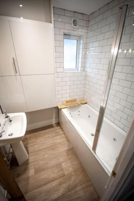 4-Bed Botanical Retreat Villa Plymouth Dış mekan fotoğraf